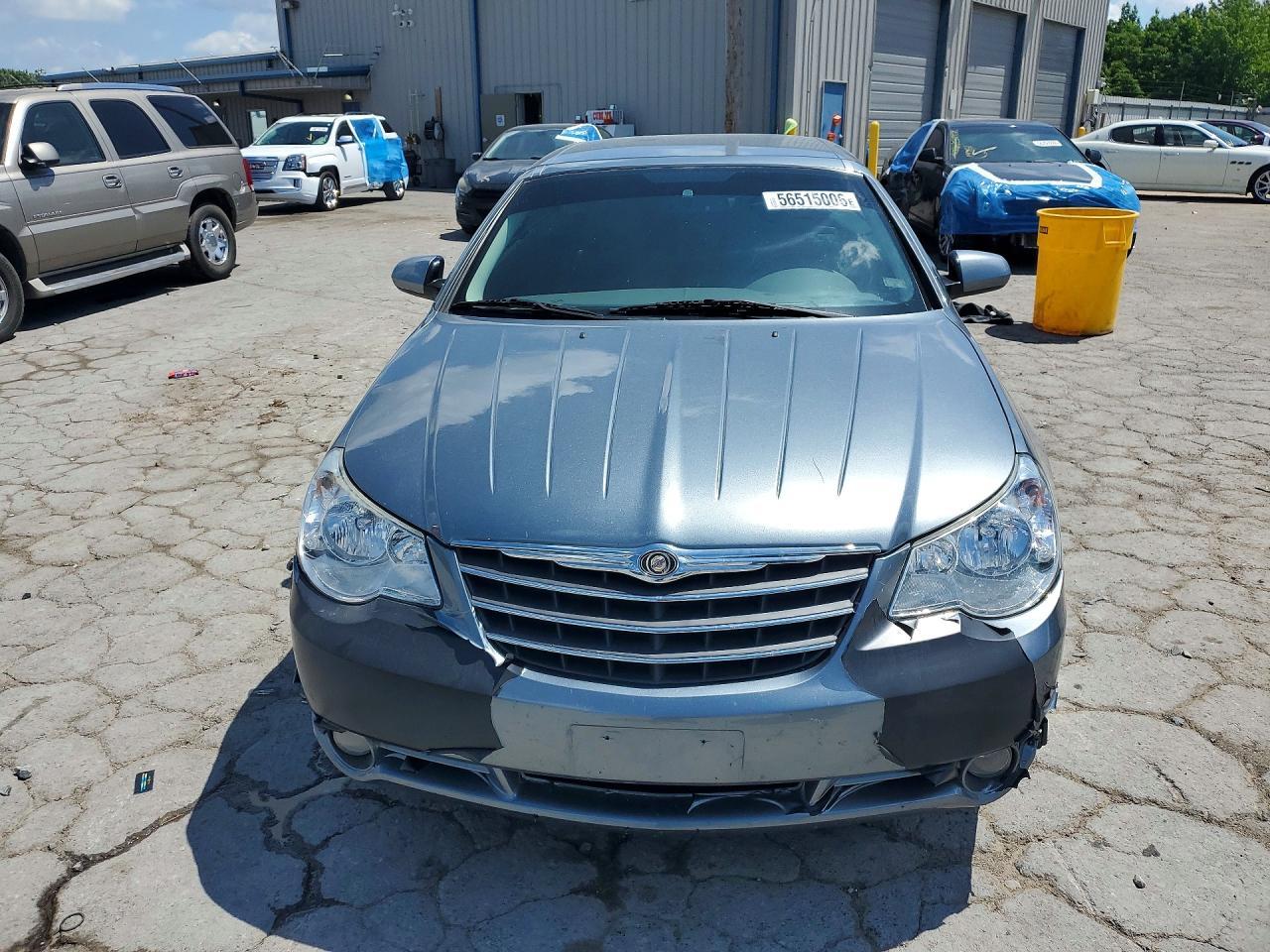 2008 Chrysler Sebring Limited - Image 5
