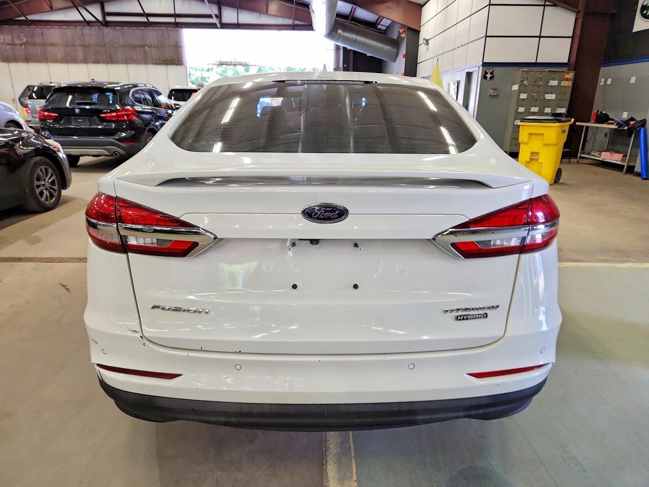 2020 Ford Fusion Titanium - Фото 6