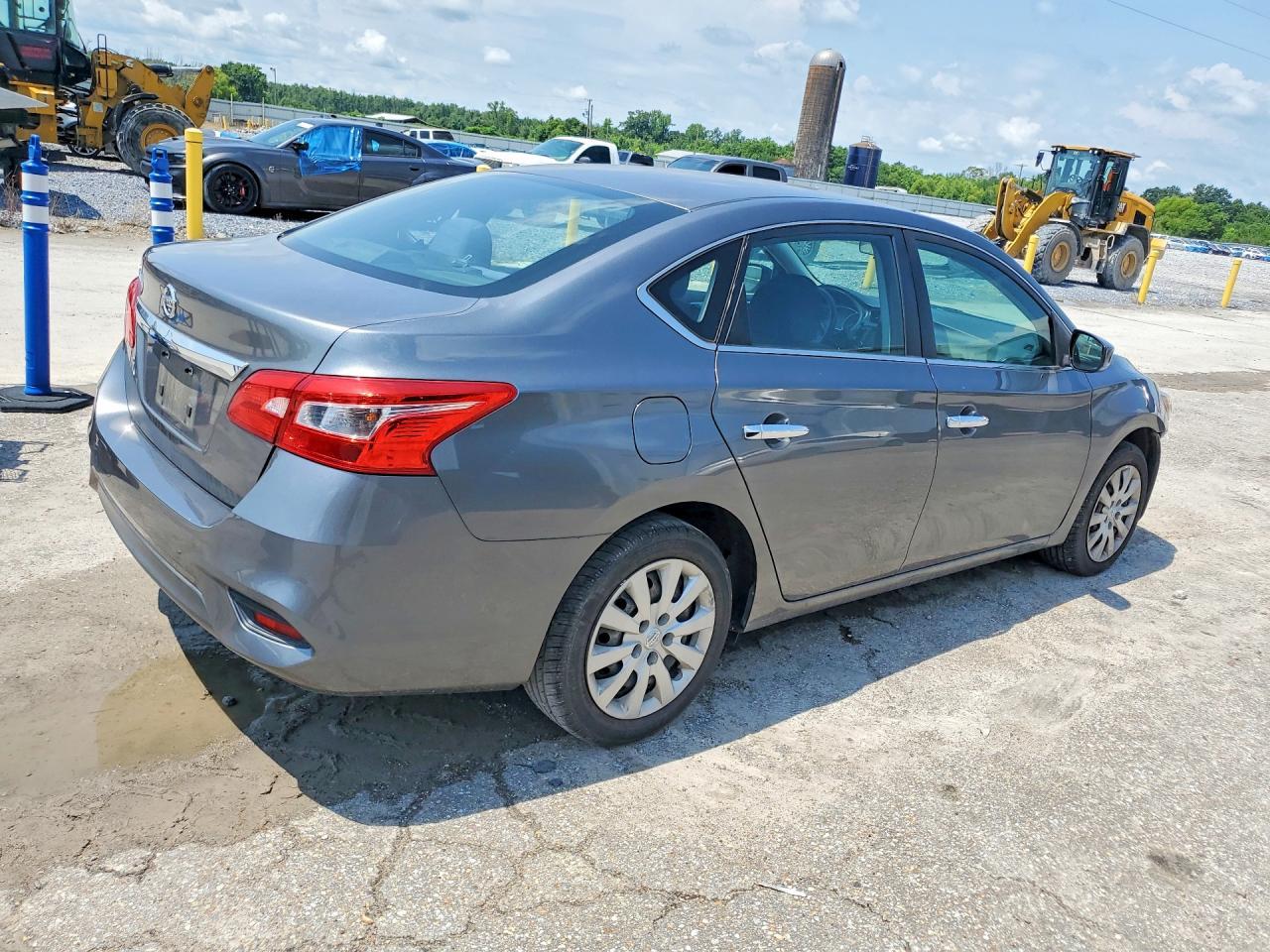 2019 Nissan Sentra S - Image 3