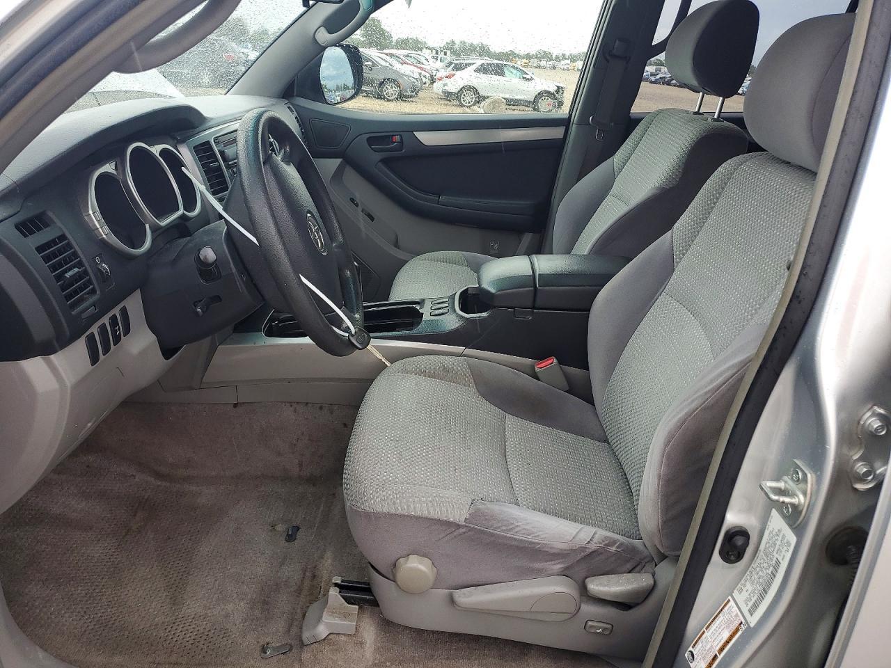 2005 Toyota 4Runner Sr5 - Image 7