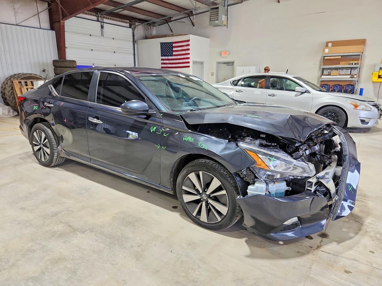 2022 Nissan Altima Sv - Image 4