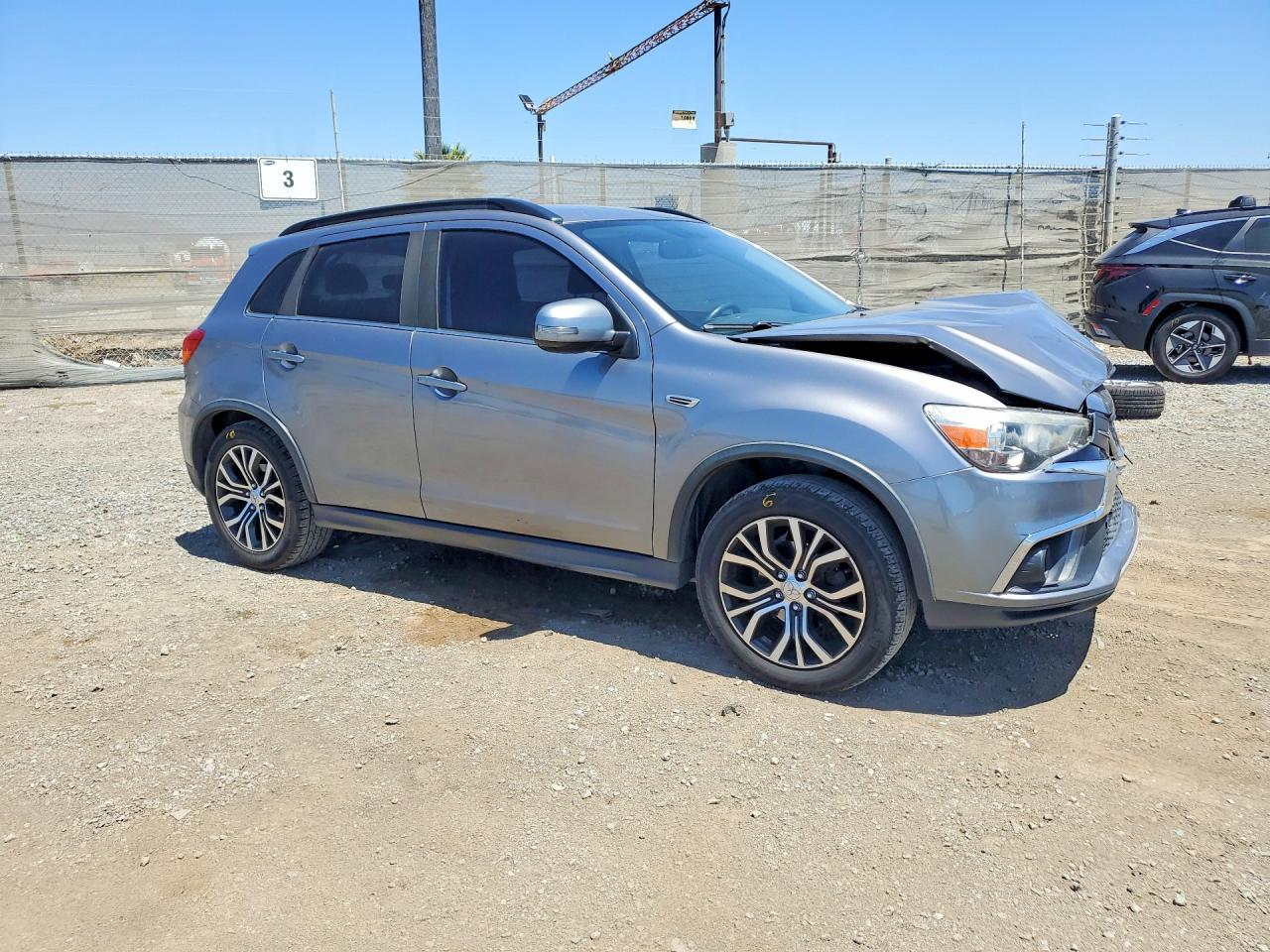 2018 Mitsubishi Outlander Sport Sel - Image 4