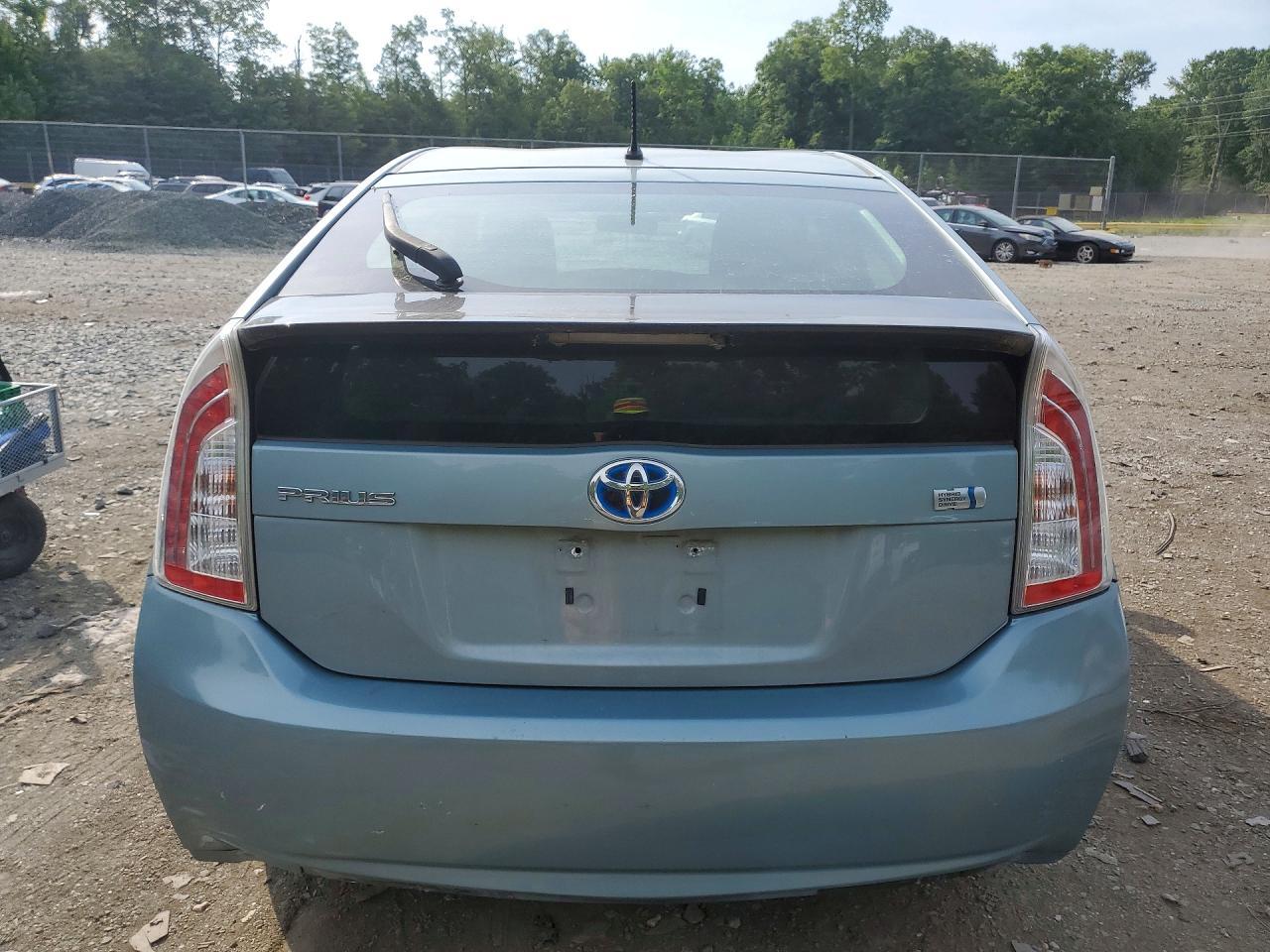 2012 Toyota Prius Two - Image 6