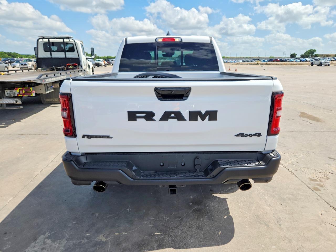 2025 Ram 1500 Rebel - Фото 6