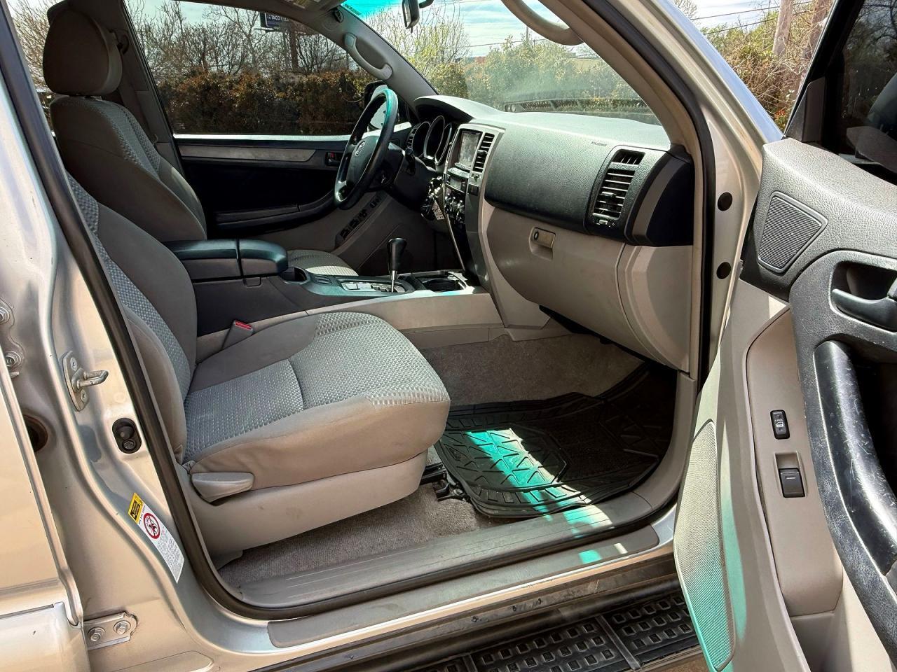 2008 Toyota 4Runner Sr5 - Image 5