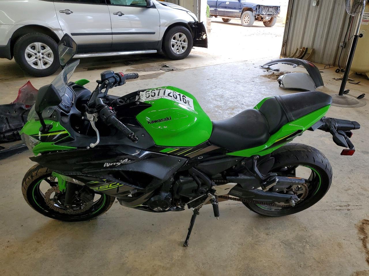 2018 Kawasaki Ex650 F - Image 3