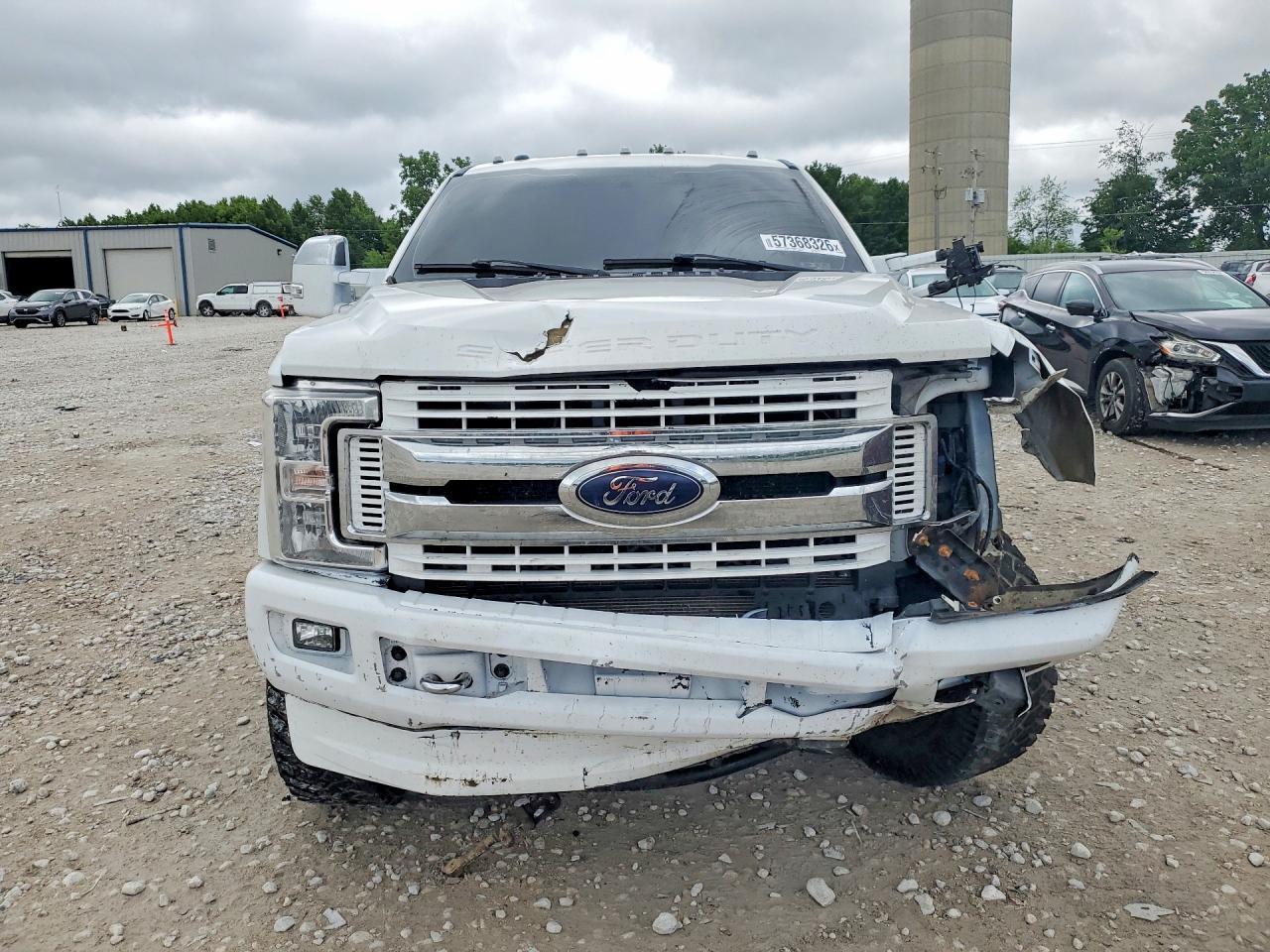 2019 Ford F250 Super Duty - Фото 5