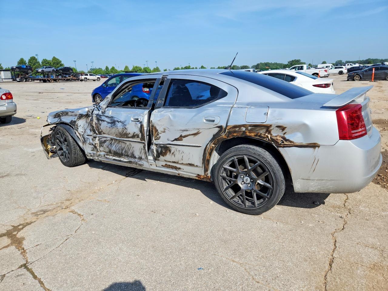 2008 Dodge Charger - Image 2