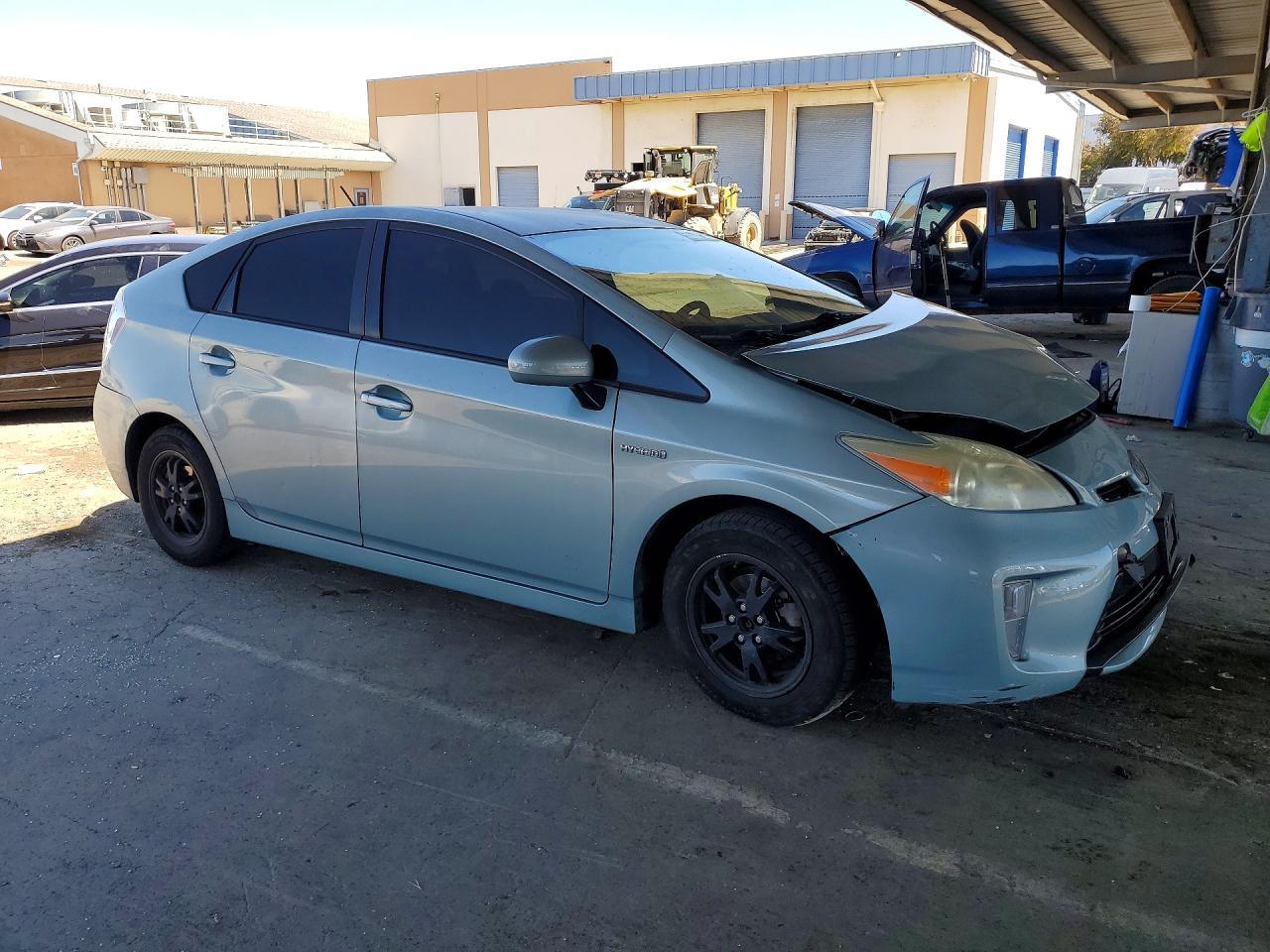 2013 Toyota Prius Two - Image 4