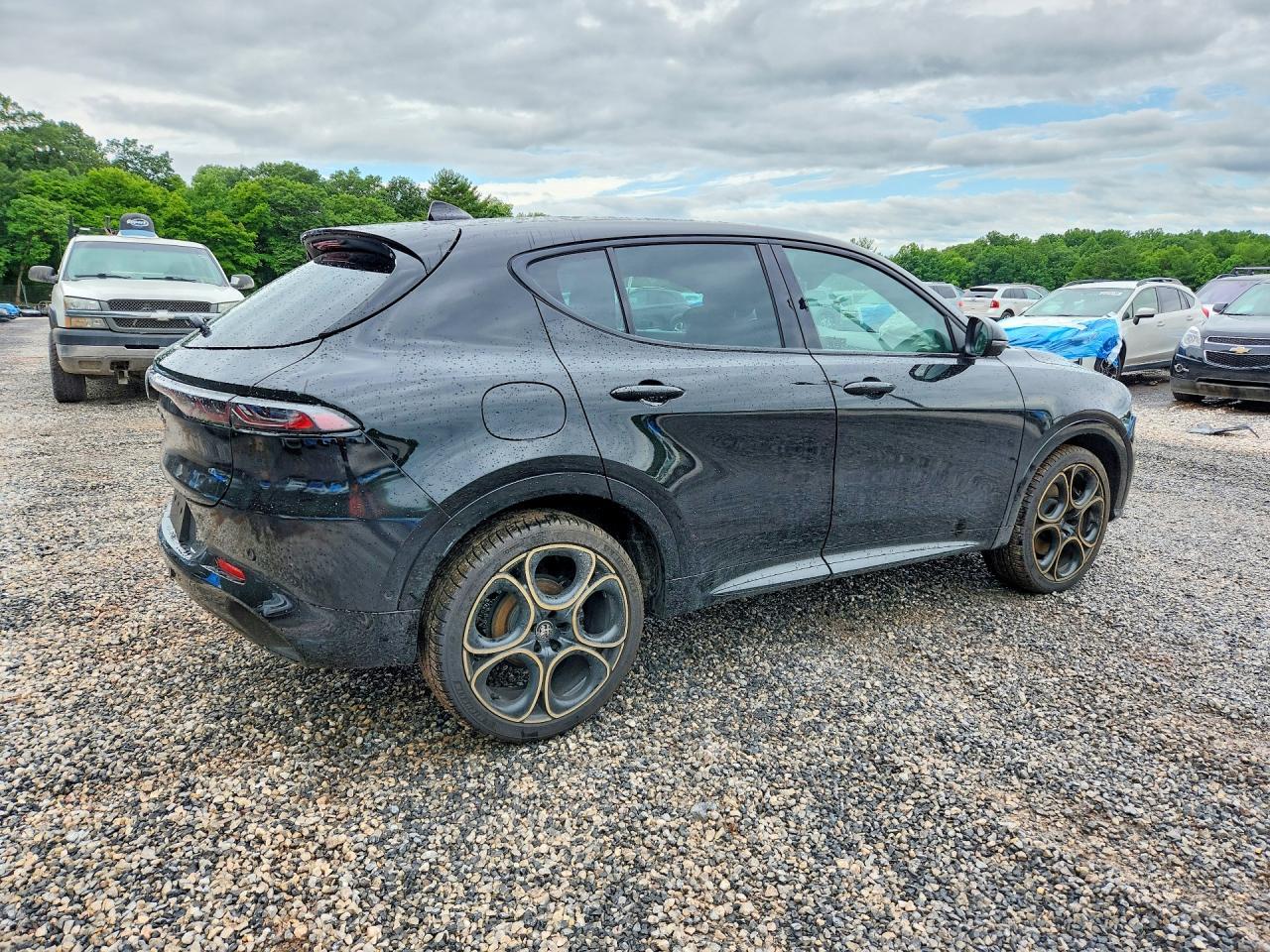 2025 Alfa Romeo Tonale Base - Фото 3