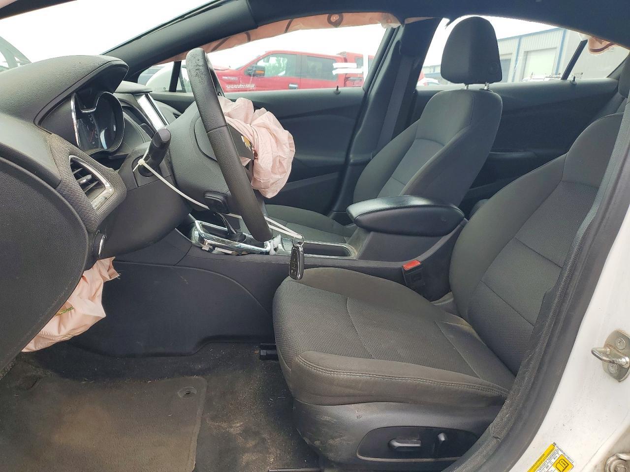 2018 Chevrolet Cruze Lt - Image 7