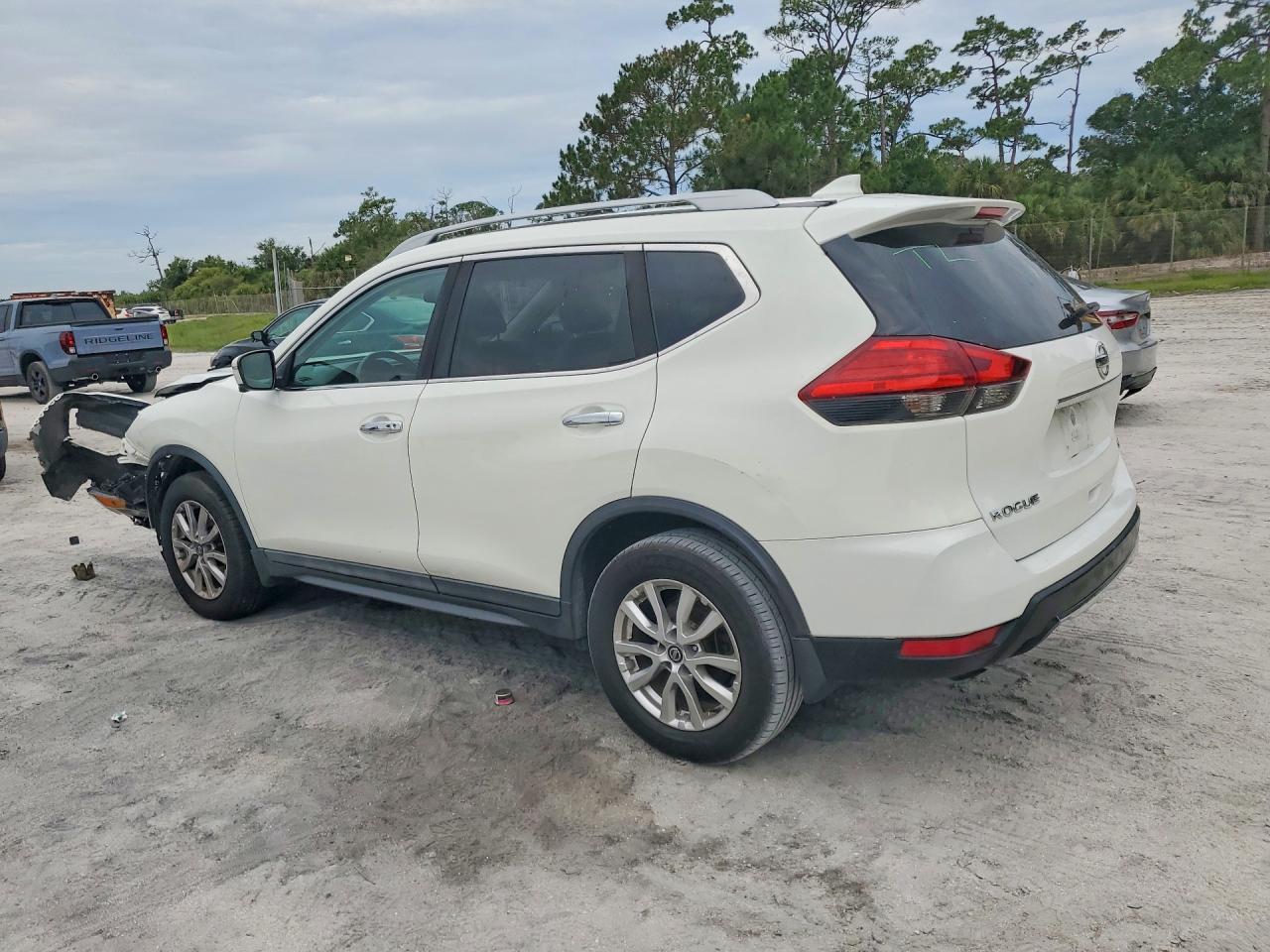2017 Nissan Rogue Sv - Фото 2
