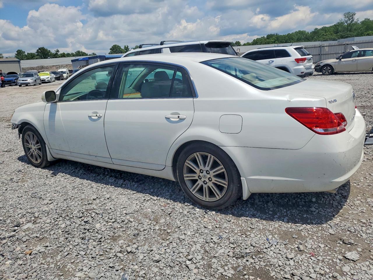 2006 Toyota Avalon Limited - Фото 2