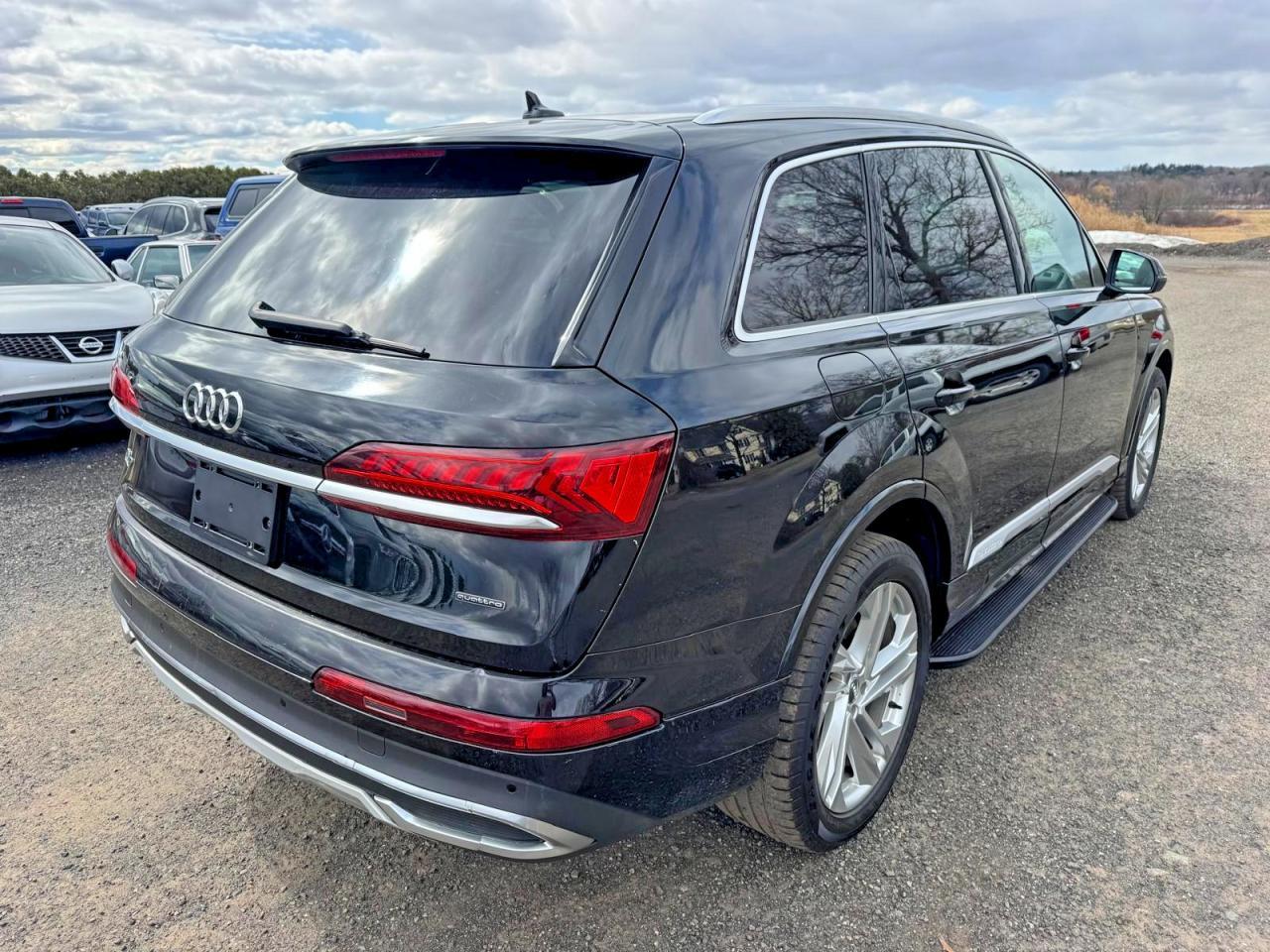 2020 Audi Q7 Premium - Image 3