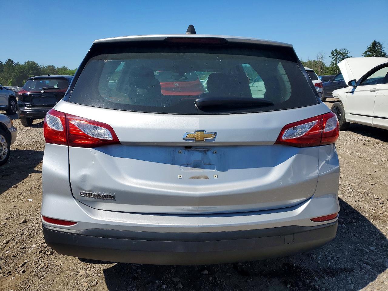 2019 Chevrolet Equinox Ls - Фото 6