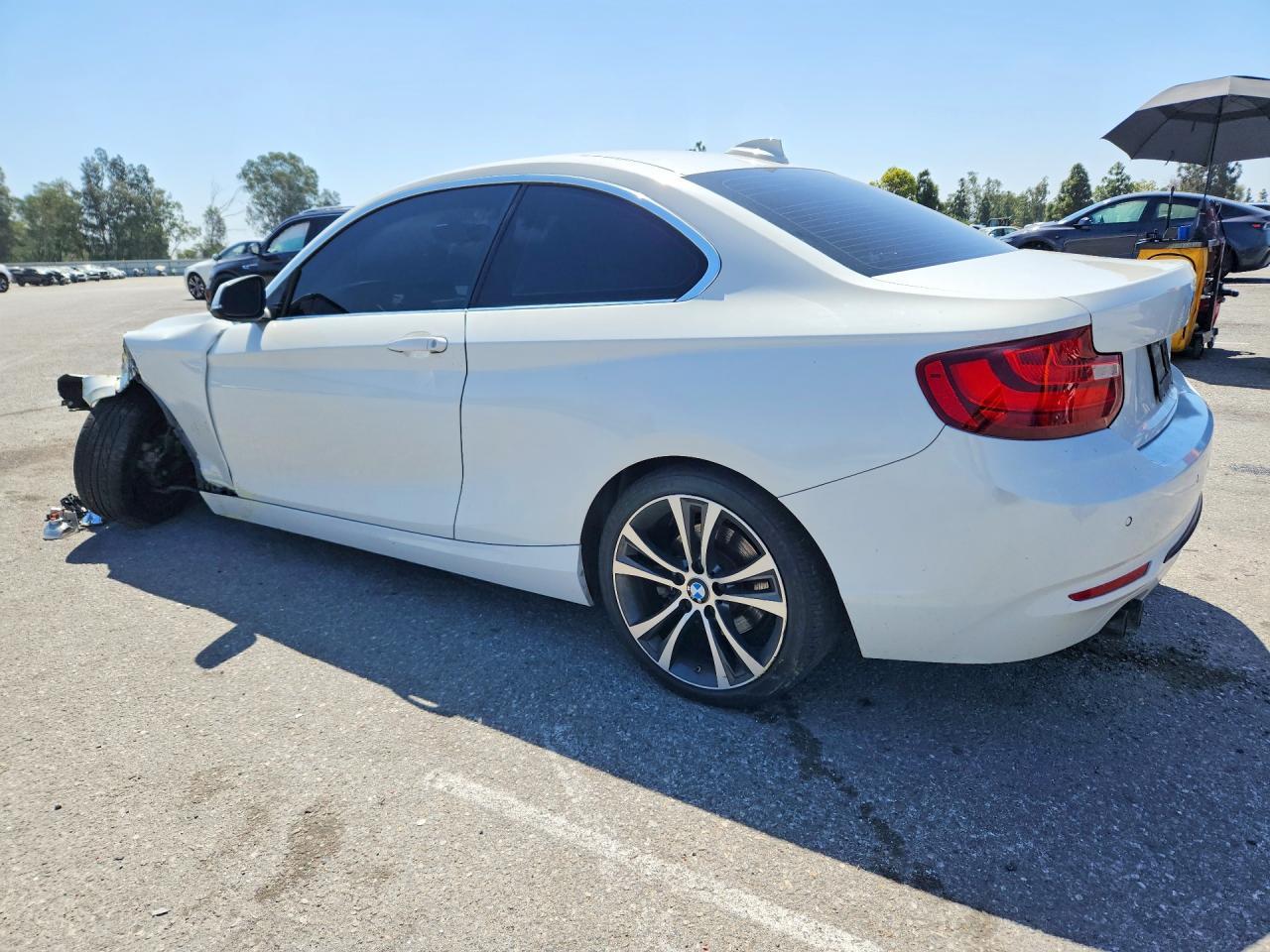 2016 BMW 228 I Sulev - Image 2