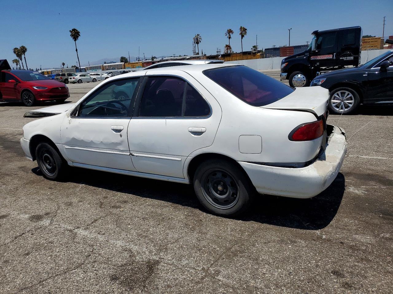 1998 Nissan Sentra Base - Фото 2