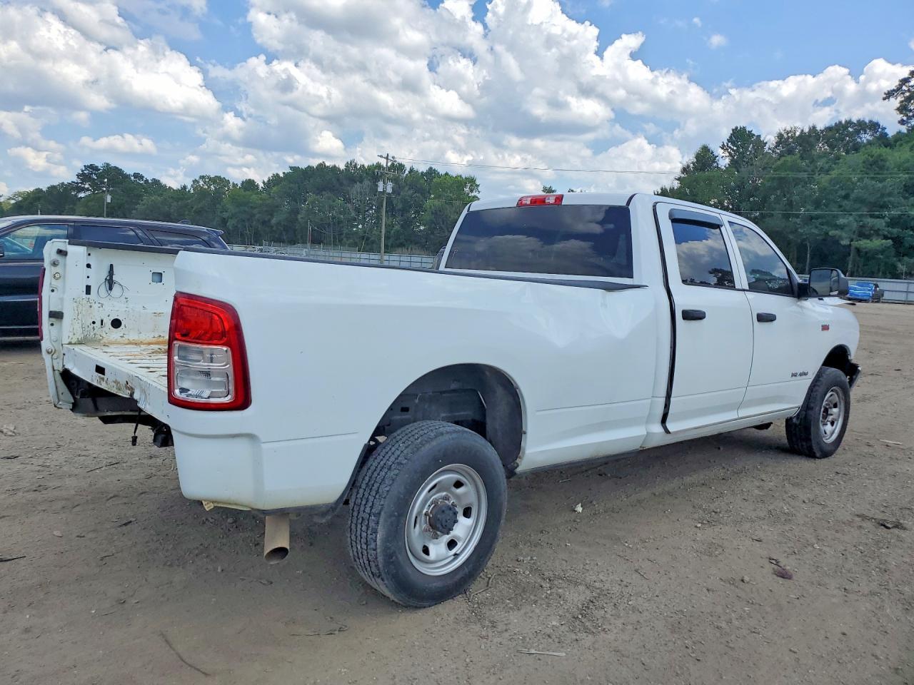 2020 Ram 2500 Tradesman - Фото 3