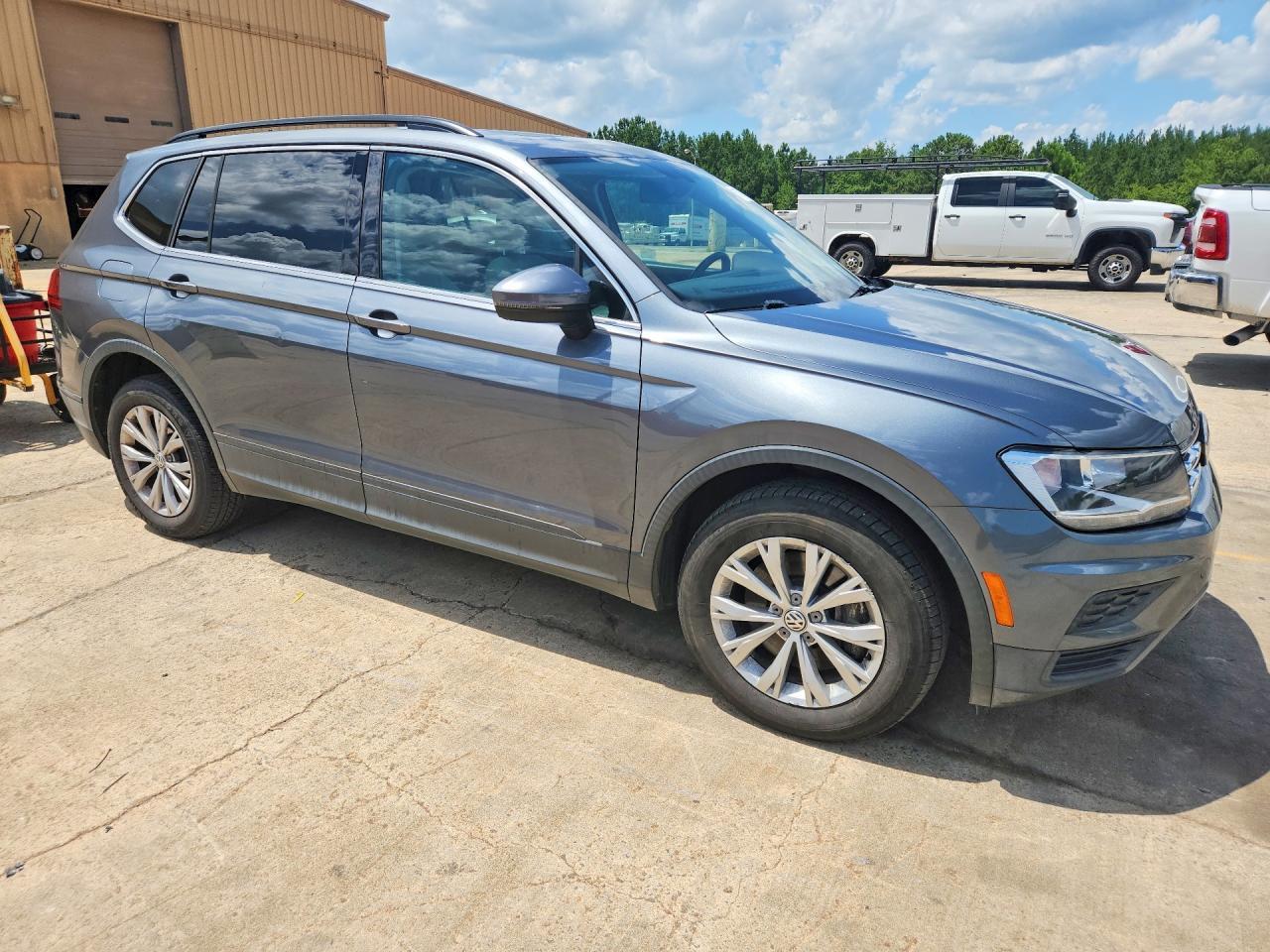 2019 Volkswagen Tiguan Se - Фото 4