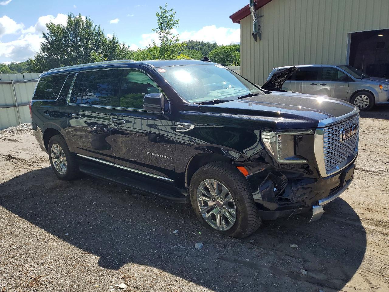2024 GMC Yukon Xl Denali - Image 4