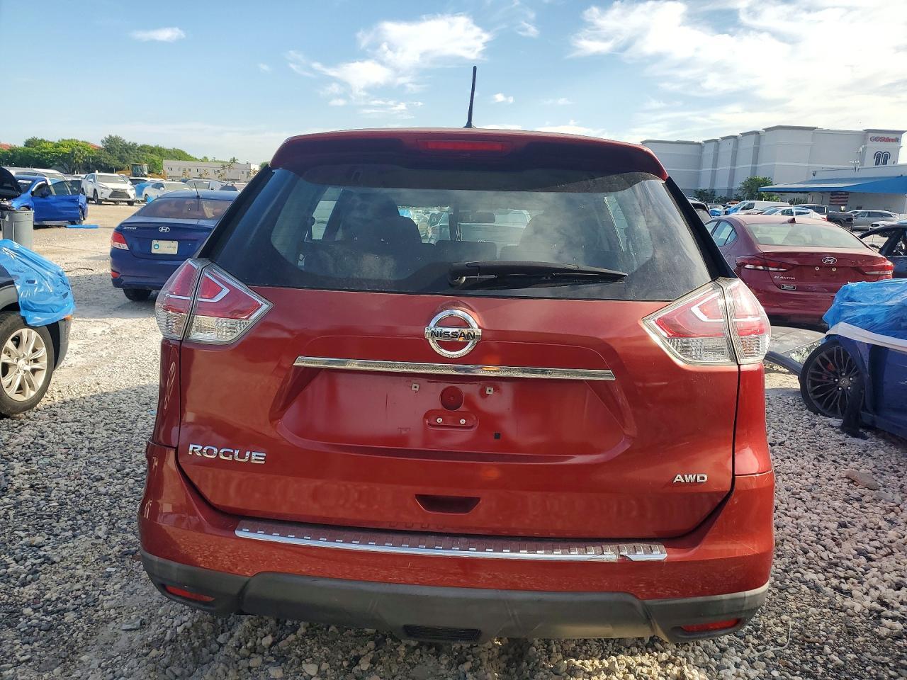 2015 Nissan Rogue S - Image 6