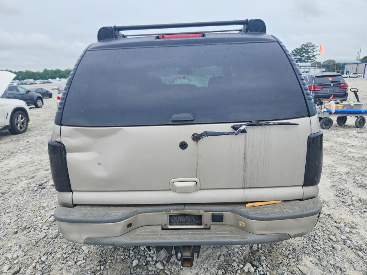 2006 Chevrolet Tahoe C1500 - Image 6