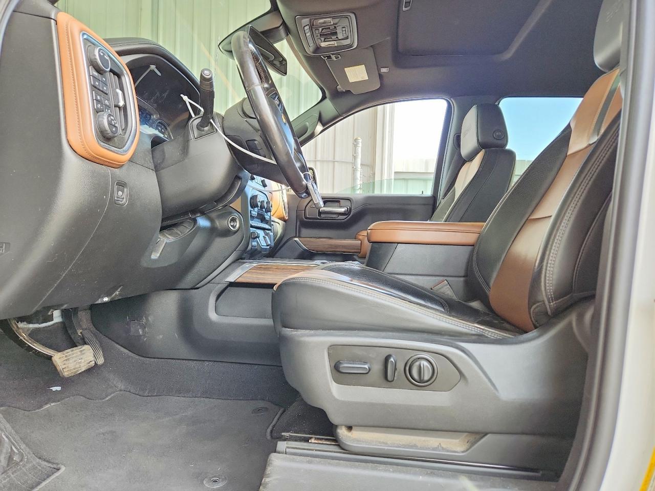 2020 Chevrolet Silverado K1500 High Country - Фото 7
