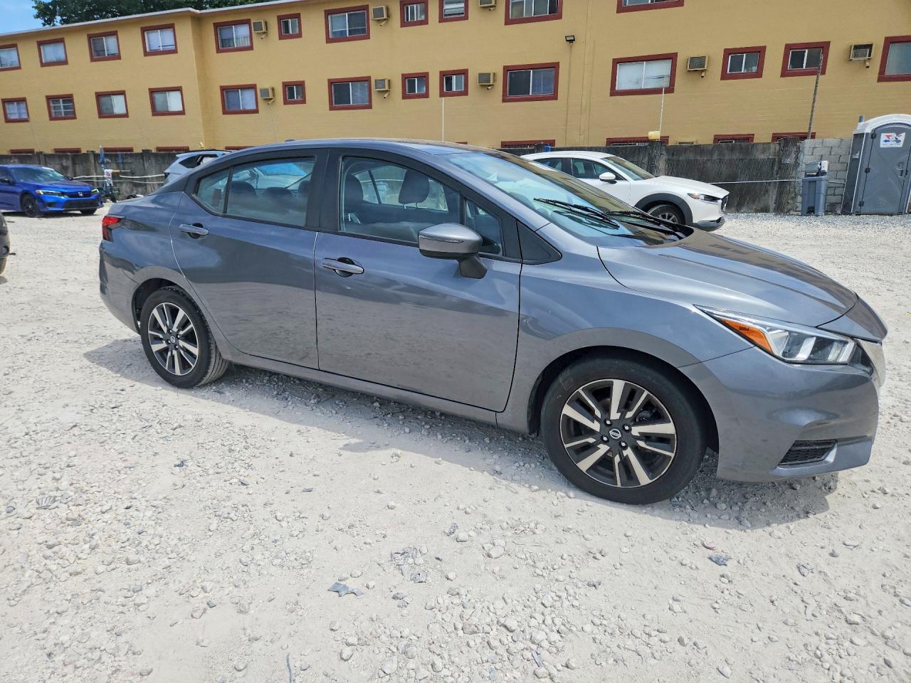 2021 Nissan Versa Sv - Фото 4