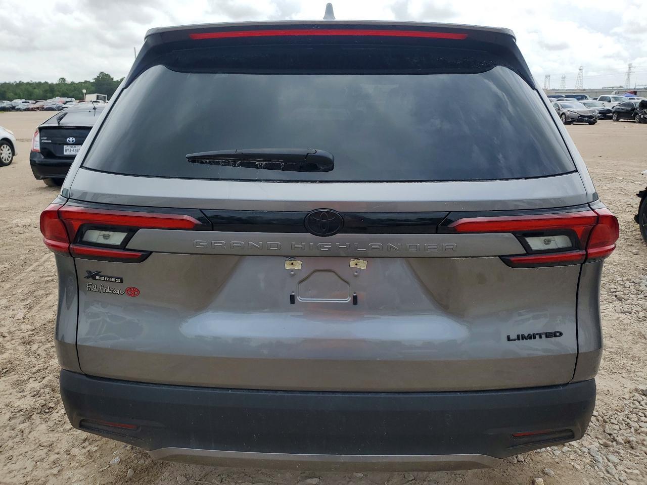 2026 Toyota Grand Highlander Le - Фото 6