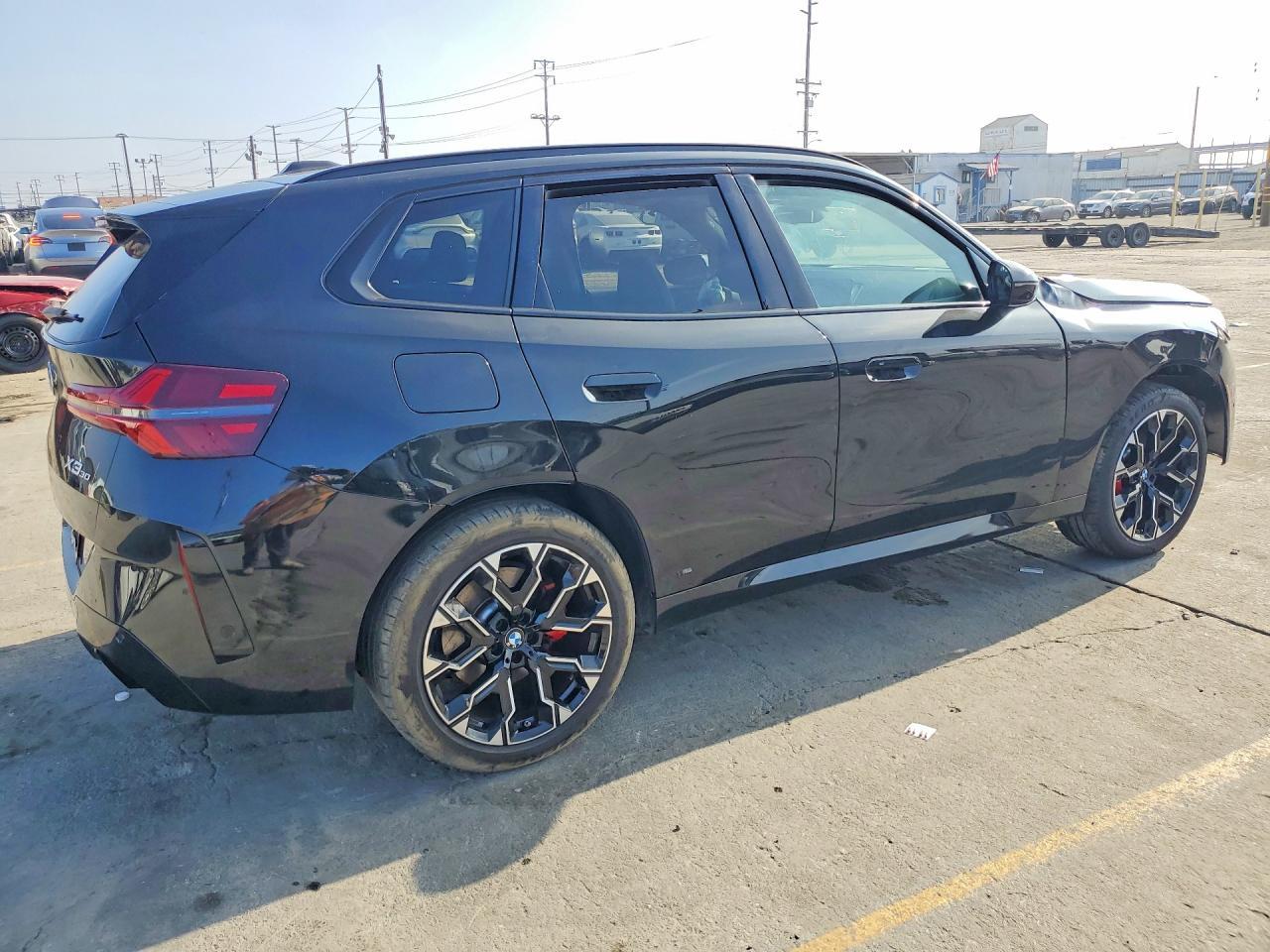 2025 BMW X3 30 xDrive - Фото 3