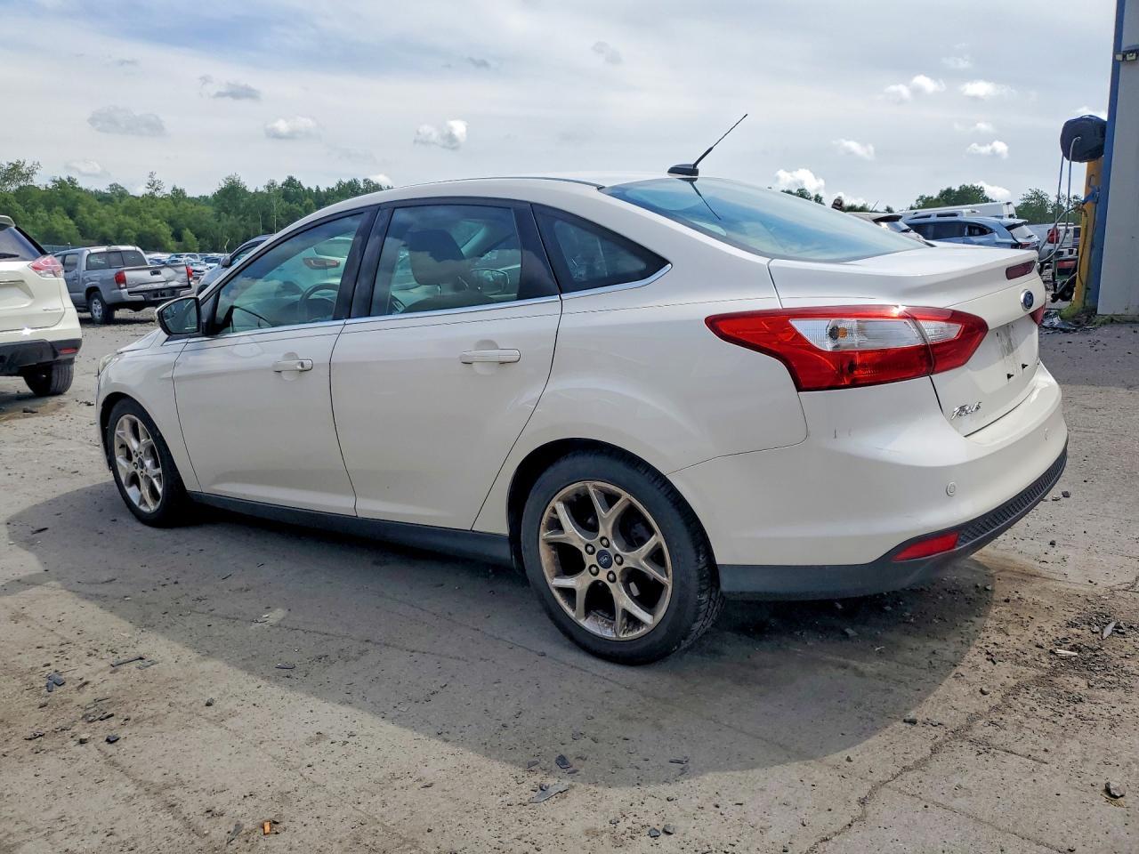 2012 Ford Focus Sel - Image 2