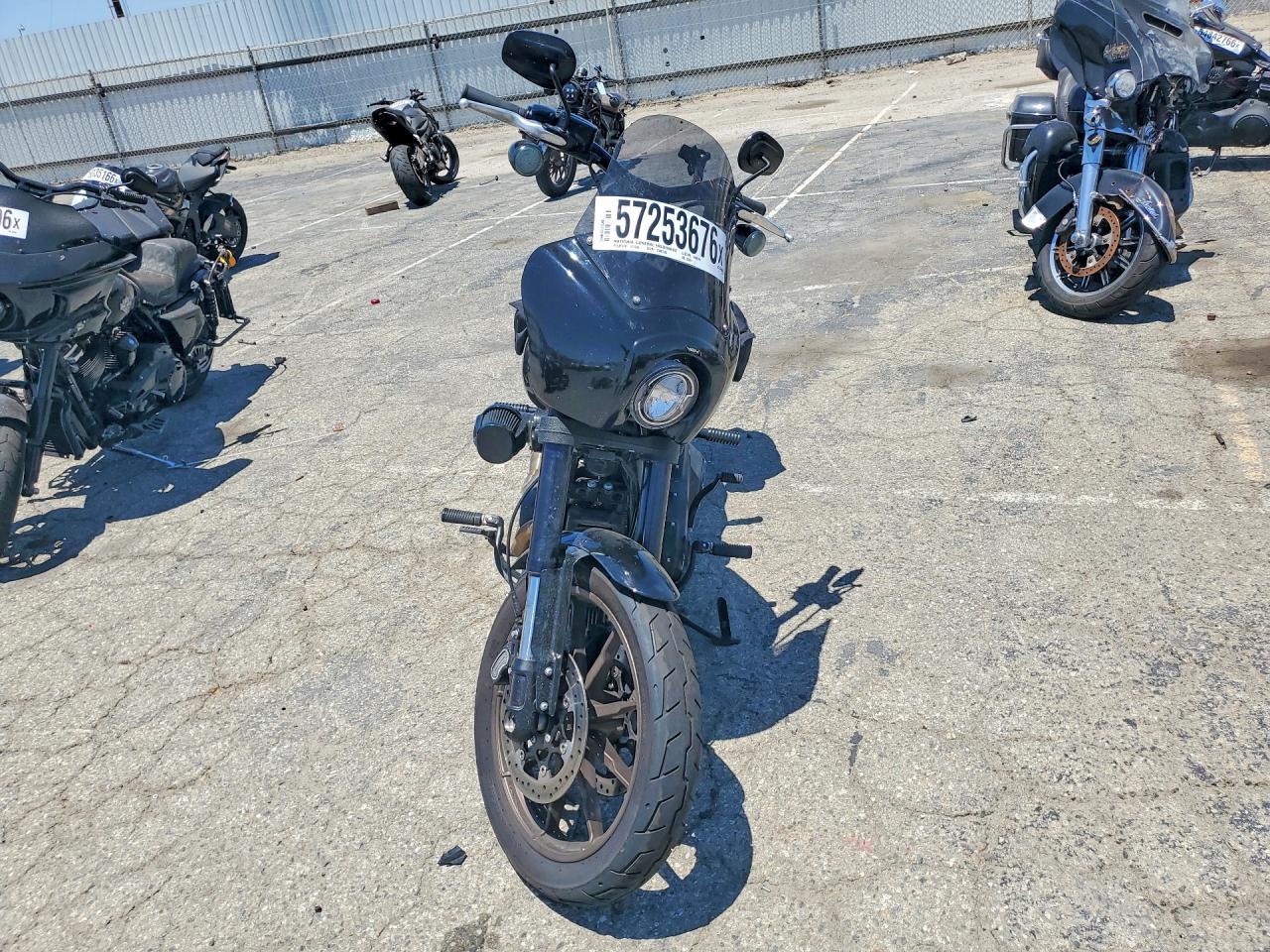 2023 Harley-Davidson Fxlrs - Фото 2