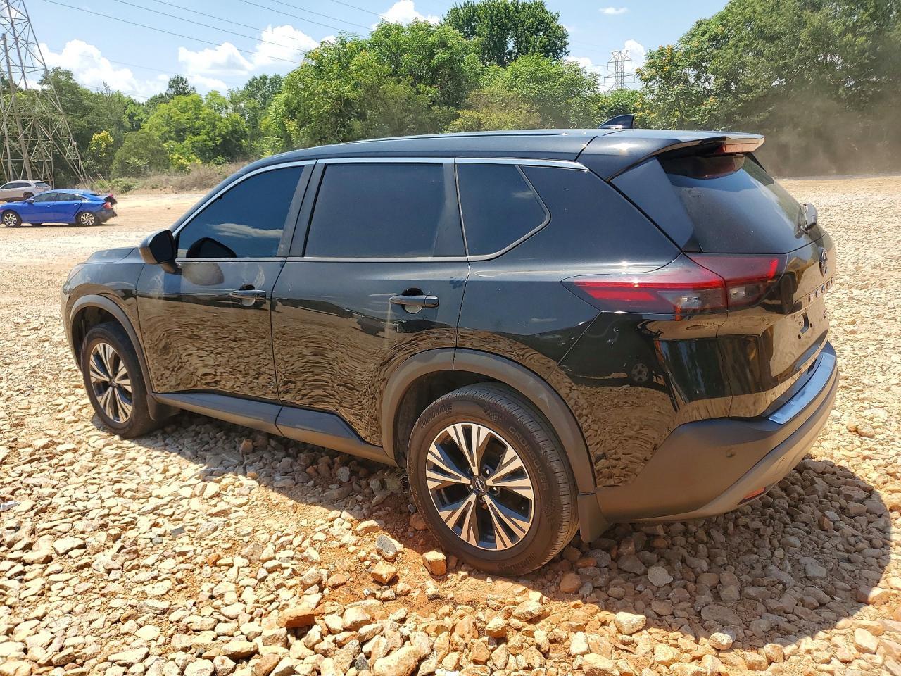 2023 Nissan Rogue Sv - Image 2