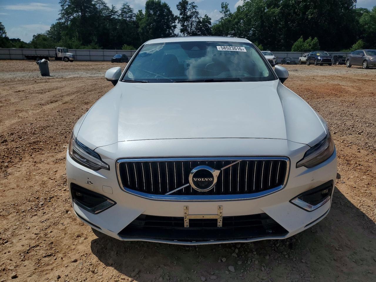 2022 Volvo S60 B5 Inscription - Image 5