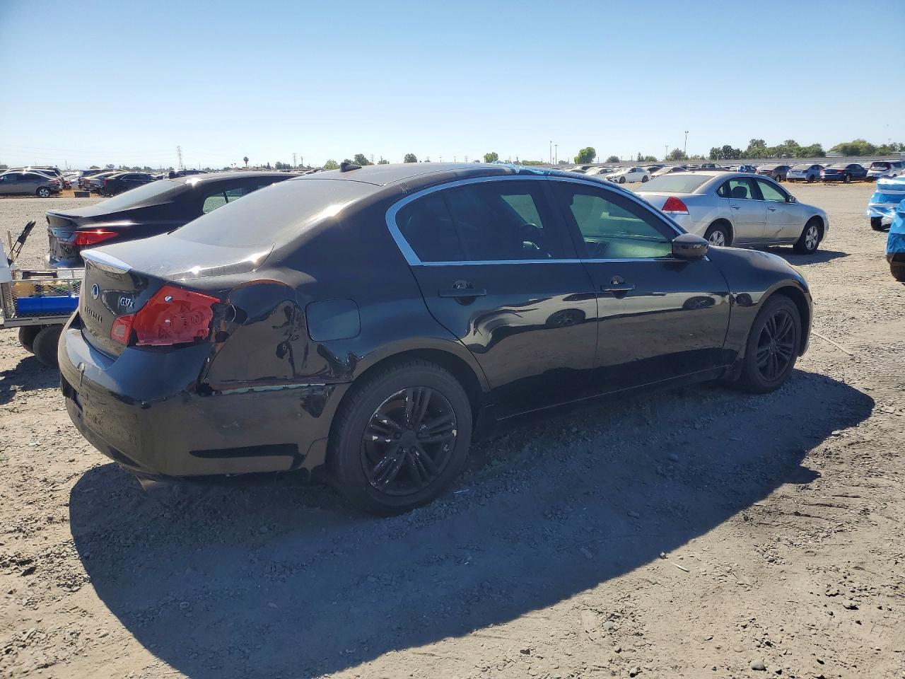 2013 Infiniti G37 Sedan X - Фото 3
