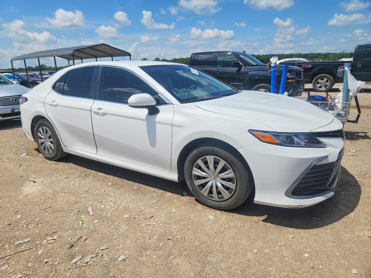 2023 Toyota Camry Le - Image 4