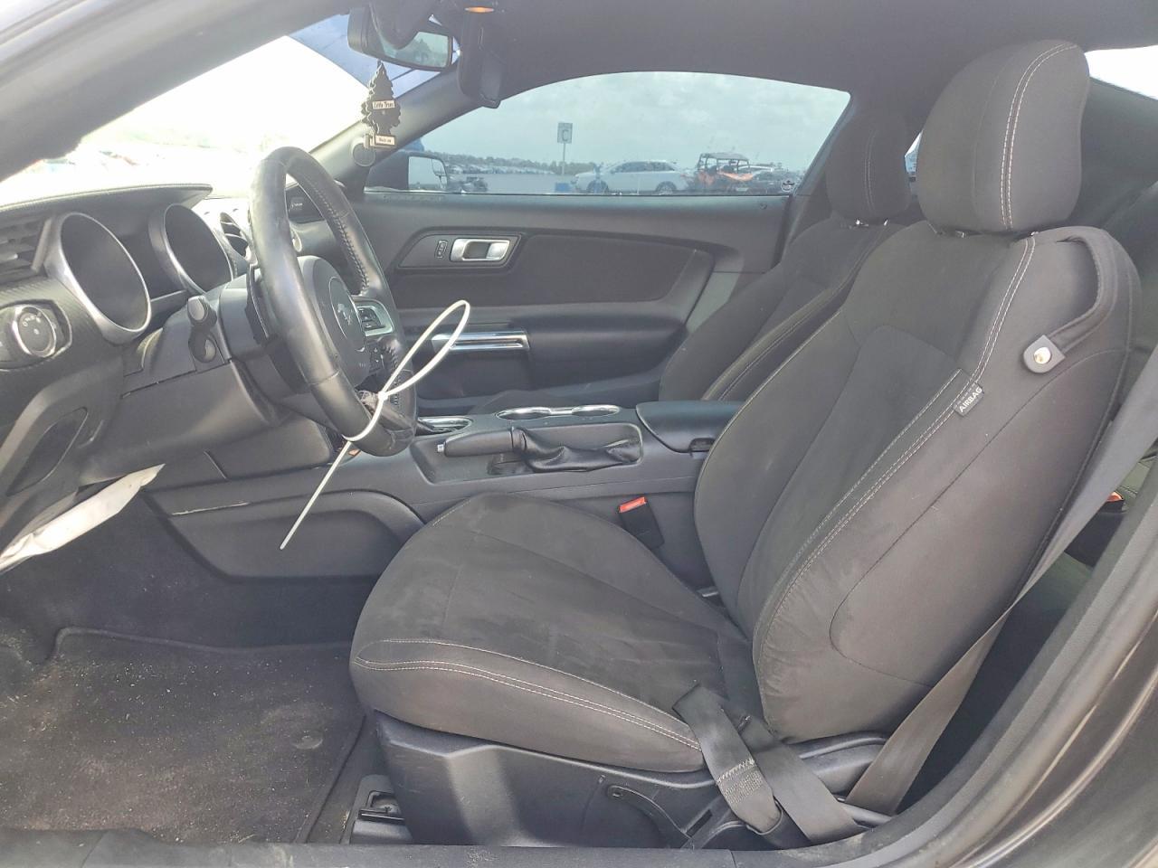 2018 Ford Mustang - Image 7