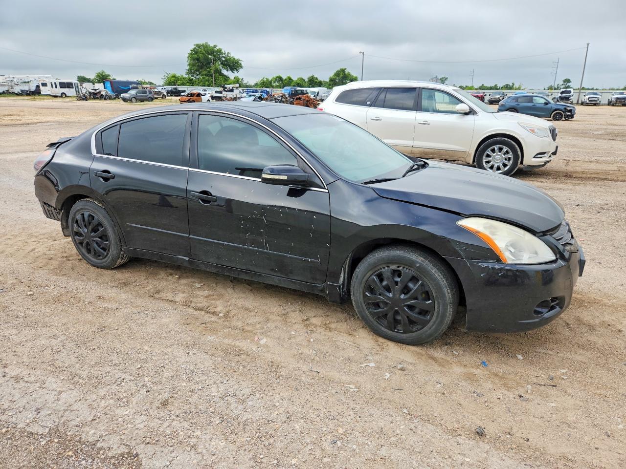 2010 Nissan Altima 2.5 - Фото 4
