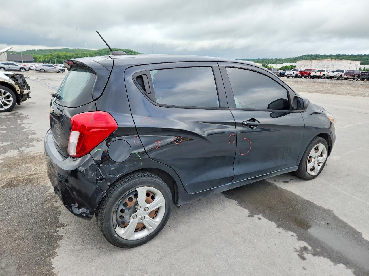 2020 Chevrolet Spark Ls - Фото 3