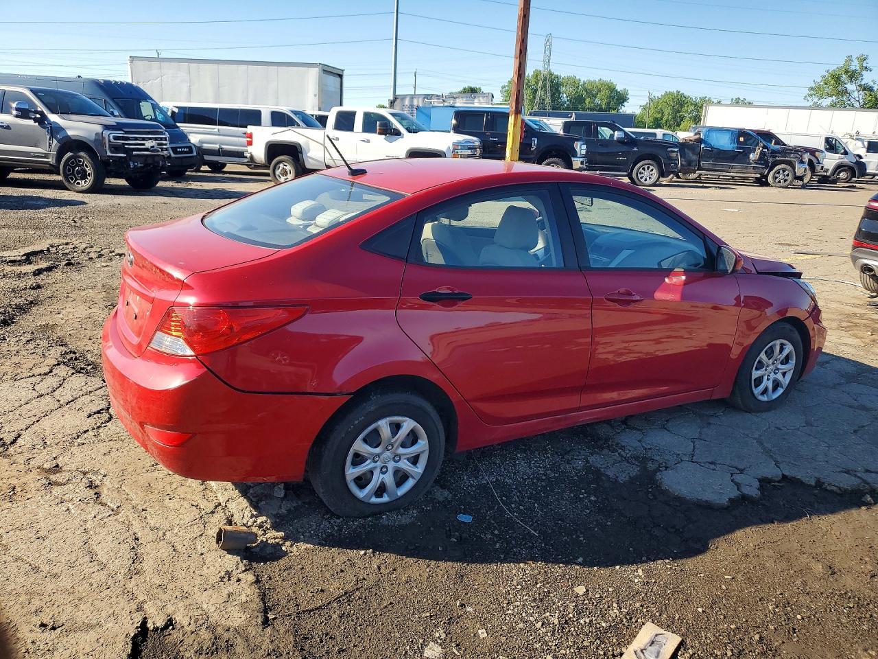 2014 Hyundai Accent Gls - Фото 3