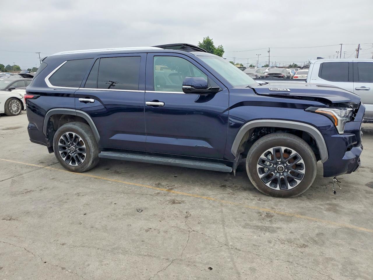2024 Toyota Sequoia Limited - Фото 4