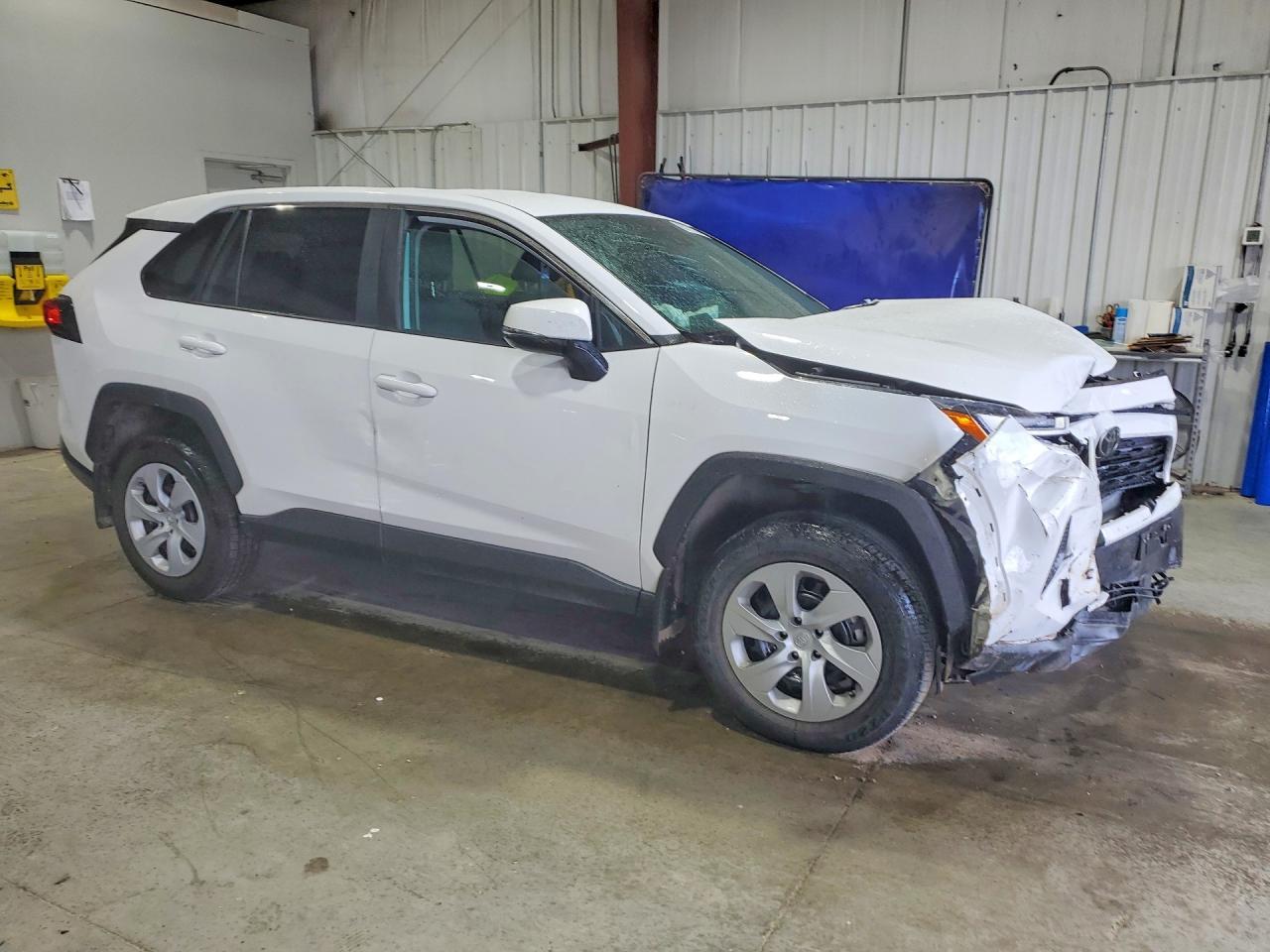 2024 Toyota Rav4 Le - Image 4