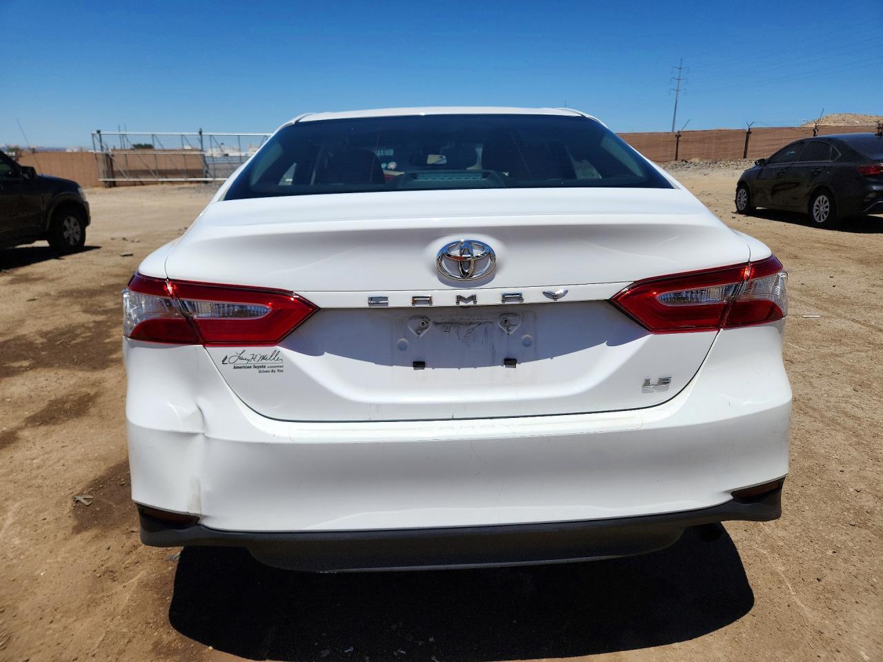 2018 Toyota Camry Le - Фото 6