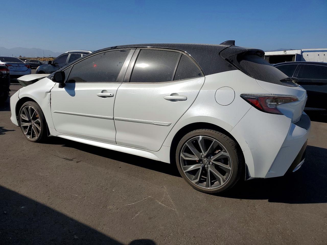 2021 Toyota Corolla Xse - Image 2