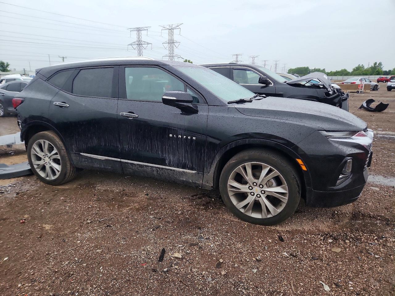 2019 Chevrolet Blazer Premier - Image 4