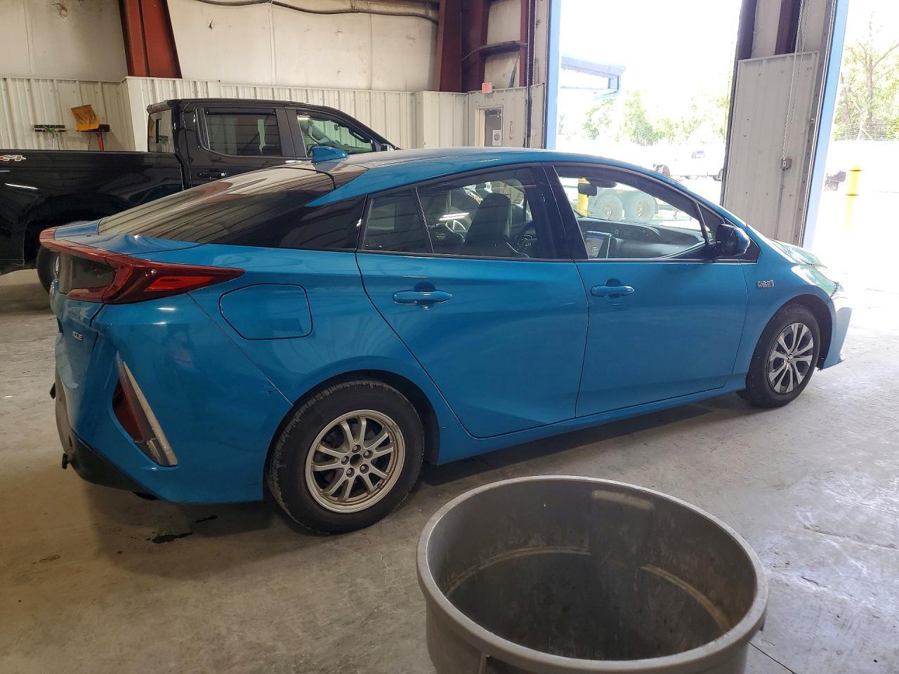 2020 Toyota Prius Prime Xle - Фото 3