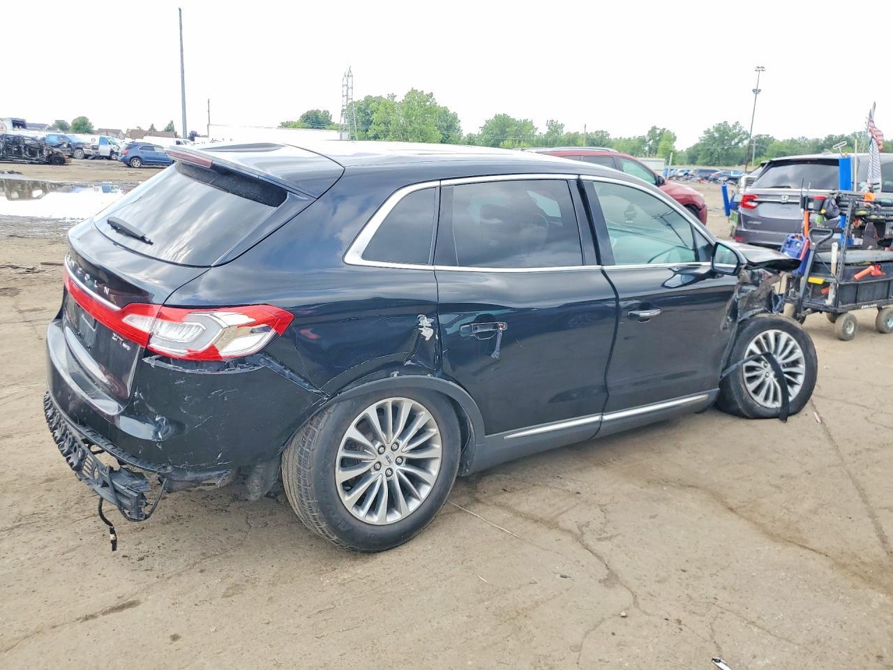2017 Lincoln Mkx Reserve - Фото 3