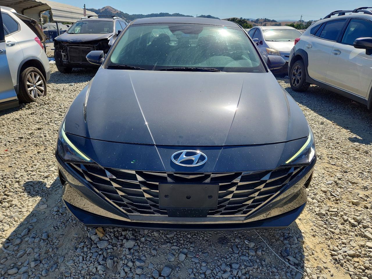 2023 Hyundai Elantra Limited - Фото 5