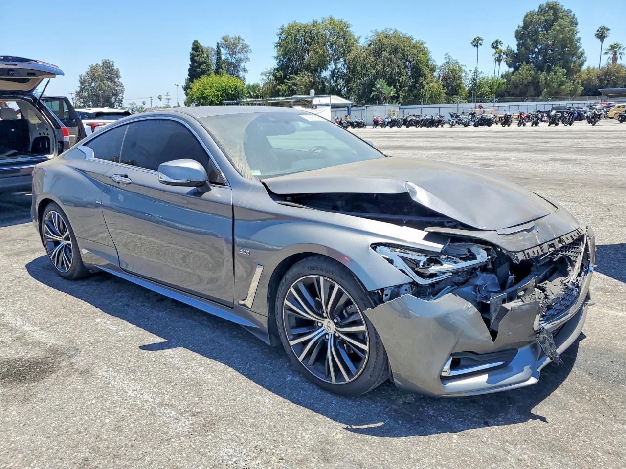 2020 Infiniti Q60 3.0T Luxe - Фото 4