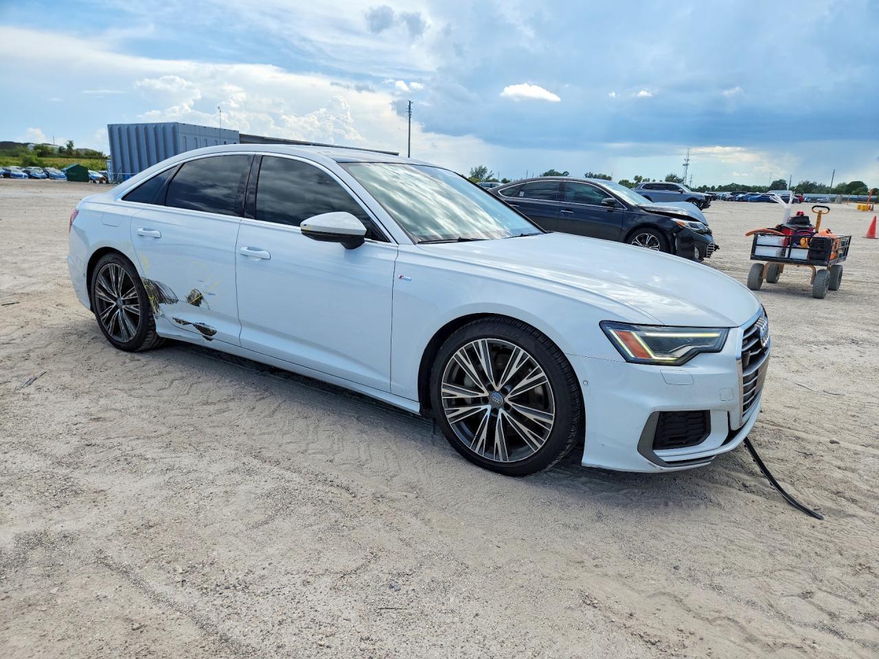 2019 Audi A6 Premium Plus - Image 4
